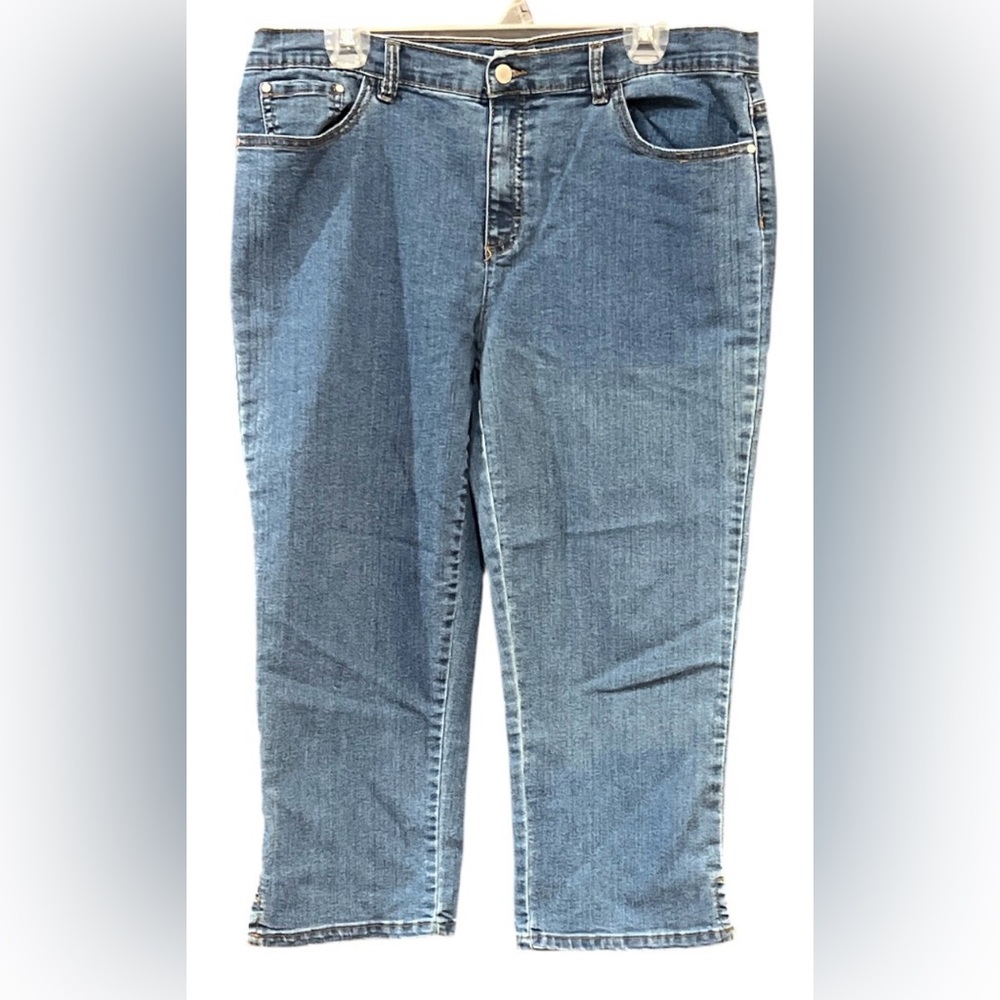 EUC Jaclyn Smith Blue Denim Capri Ankle Jeans/ Size 14